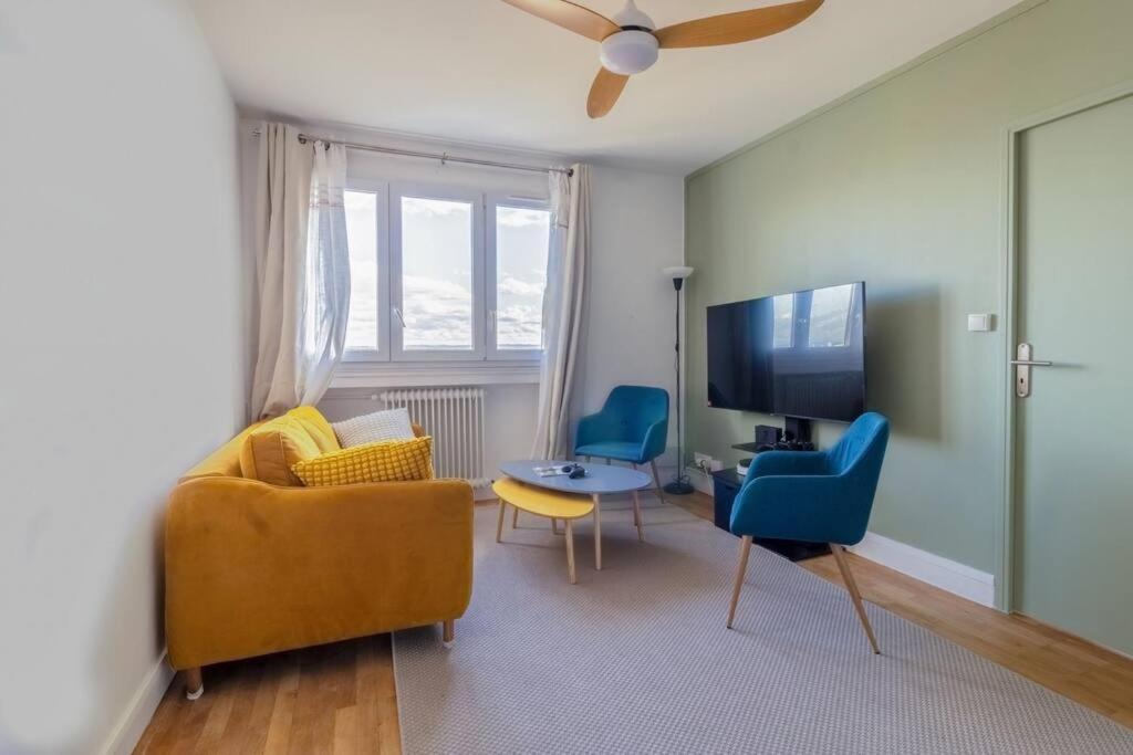 Renovated 2-Bed Apartment 2 Min From Lyon Oullins Kültér fotó