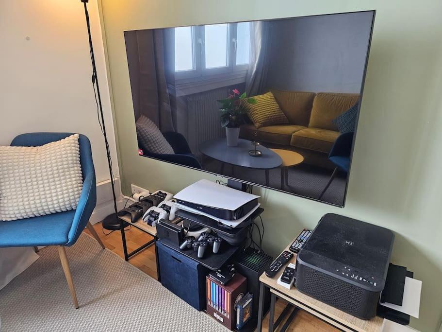 Renovated 2-Bed Apartment 2 Min From Lyon Oullins Kültér fotó